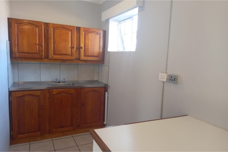 2 Bedroom Property for Sale in Albertinia Western Cape